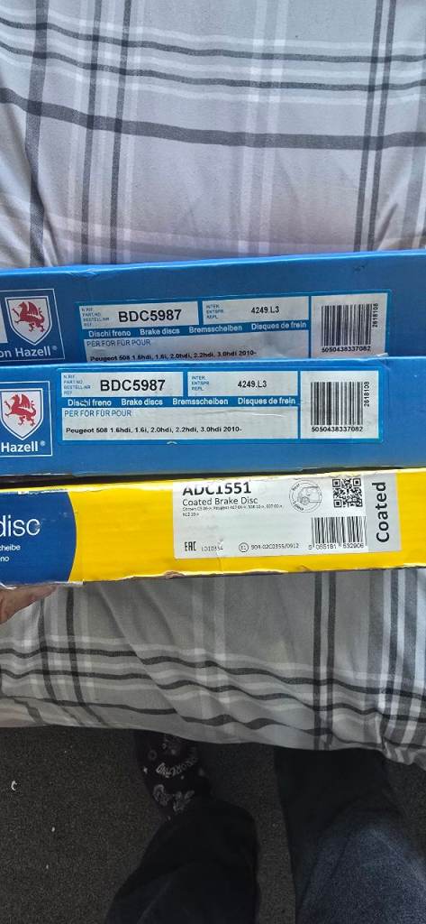Pergeot 407sw brake discs