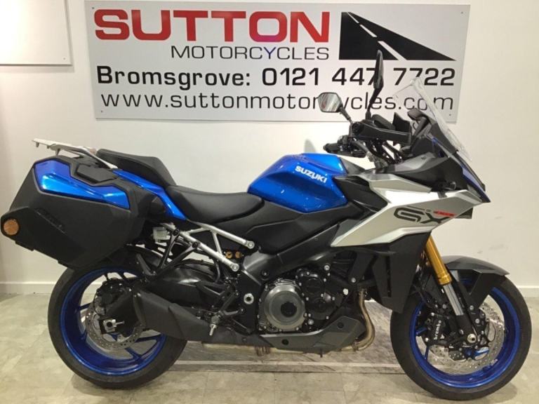 2025 Suzuki GSX-S1000GX 