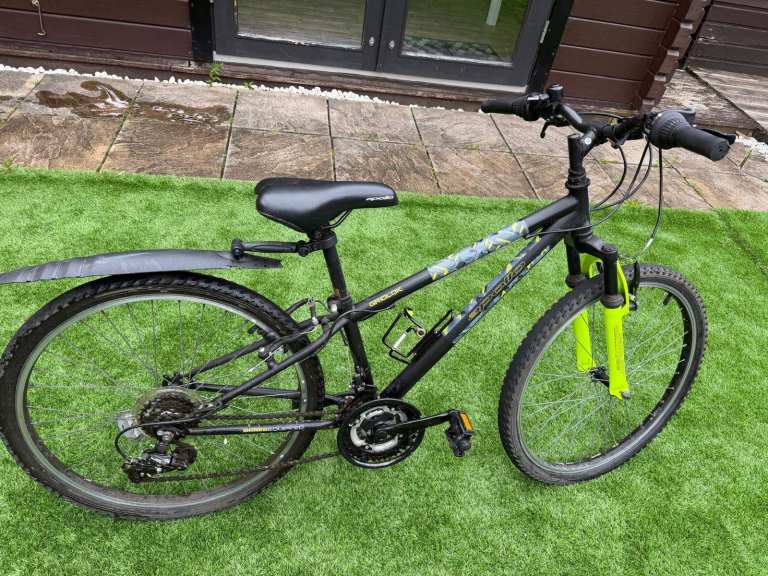Apollo Gridlock Kids' Mountain Bike 24-inch Wheels