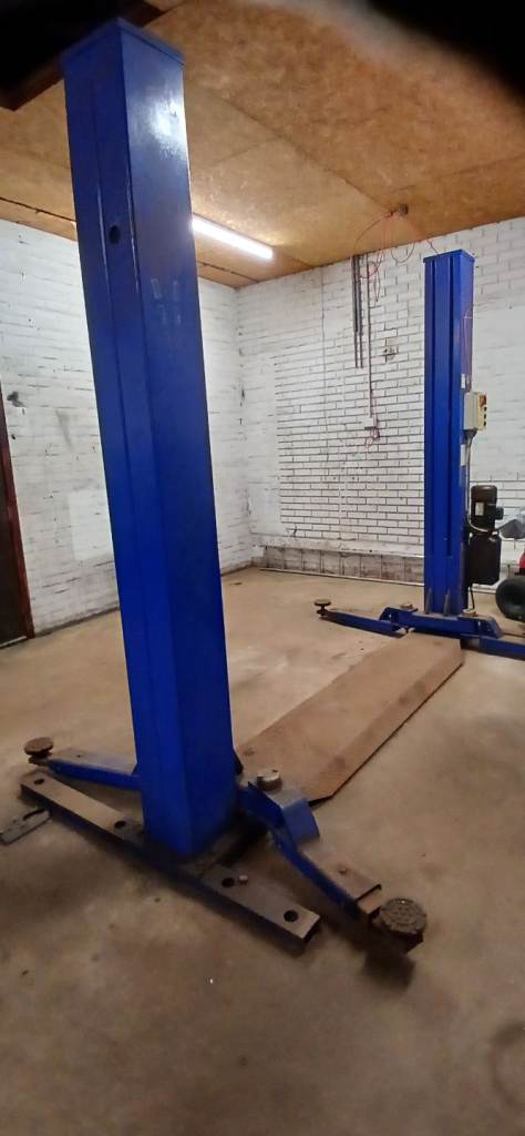 Car Lifter Ramp 3200kg Single Phase 