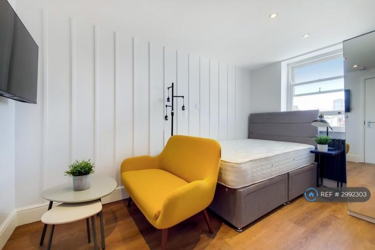 Studio flat in Gloucester Place, London, NW1 (#2992303)