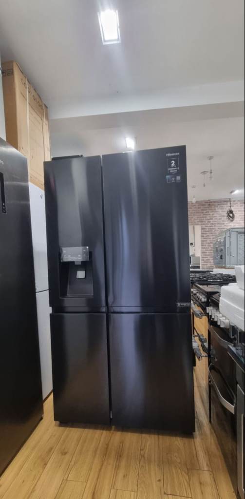 Ex display Fridge freezer with water dispenser and ice maker Free delivery 