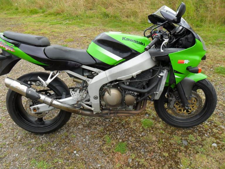 Kawasaki, Ninja ZX 6, 2001, 599 (cc)