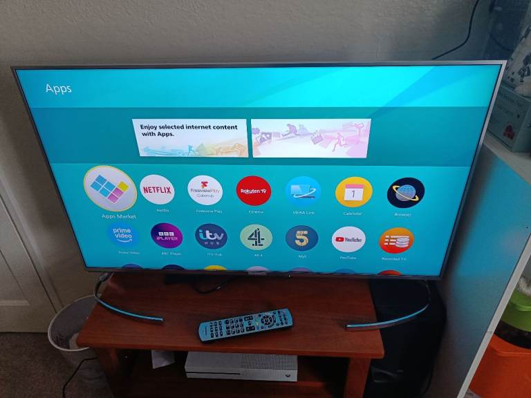 Panasonic 40inch 4K ULTRA HD smart led tv 
