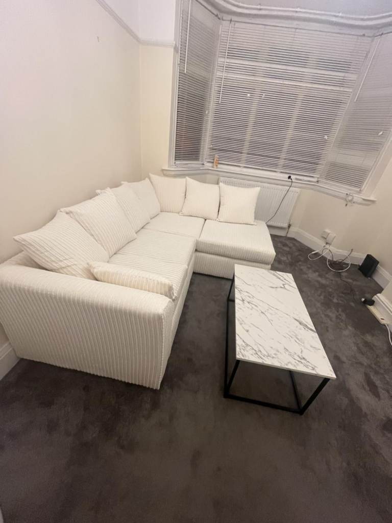 NEW Dylan Corner Sofa & 3+2 Seater Sofa Set LUXURY Comfortable Brand New COD , Must Go ===