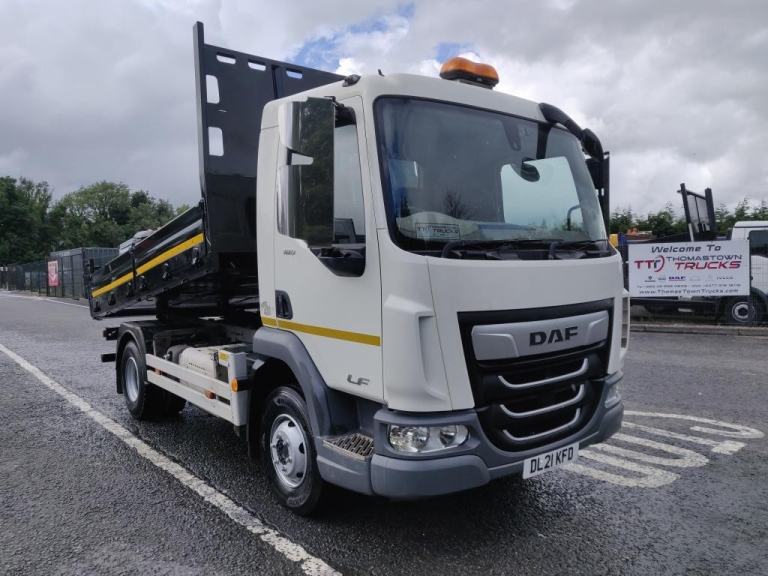 2021 DAF LF 180 4X2 with 4X2 Thompson Dropside Steel insulated tar body