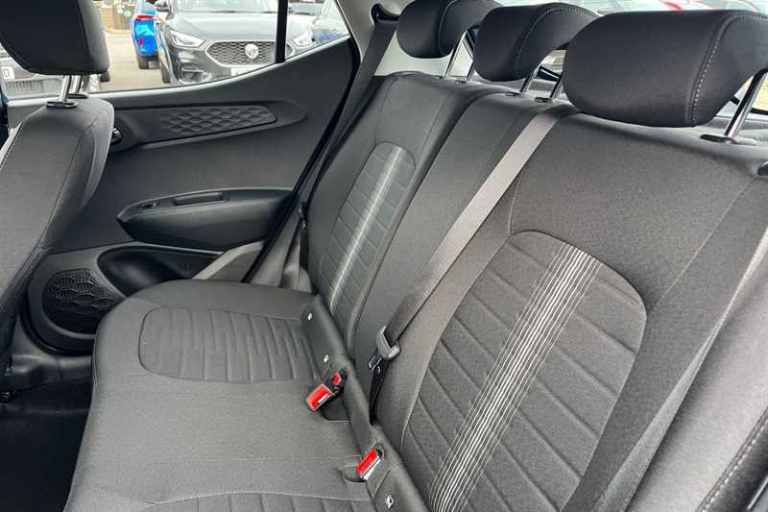 2025 Hyundai i10 1.0 [63] Advance 5dr Auto [Nav] HATCHBACK PETROL Automatic