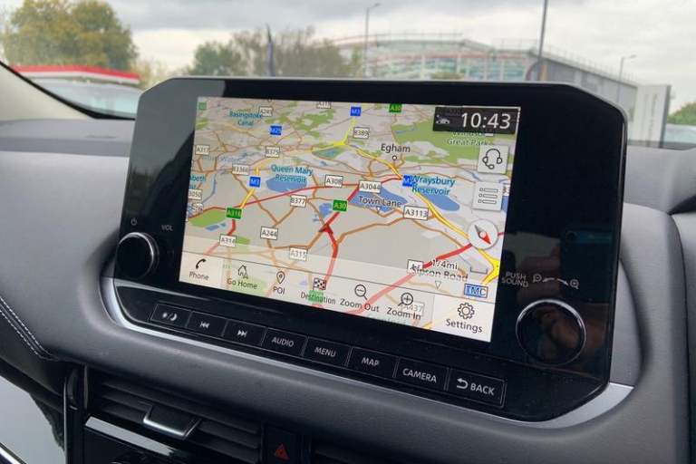 2021 Nissan Qashqai 1.3 DiG-T MH N-Connecta [Glass Roof] 5dr Manual Hatchback Petrol Manual