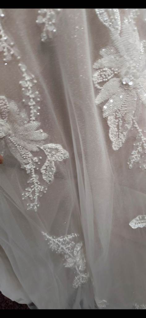 image for Gorgeous  wedding  dress