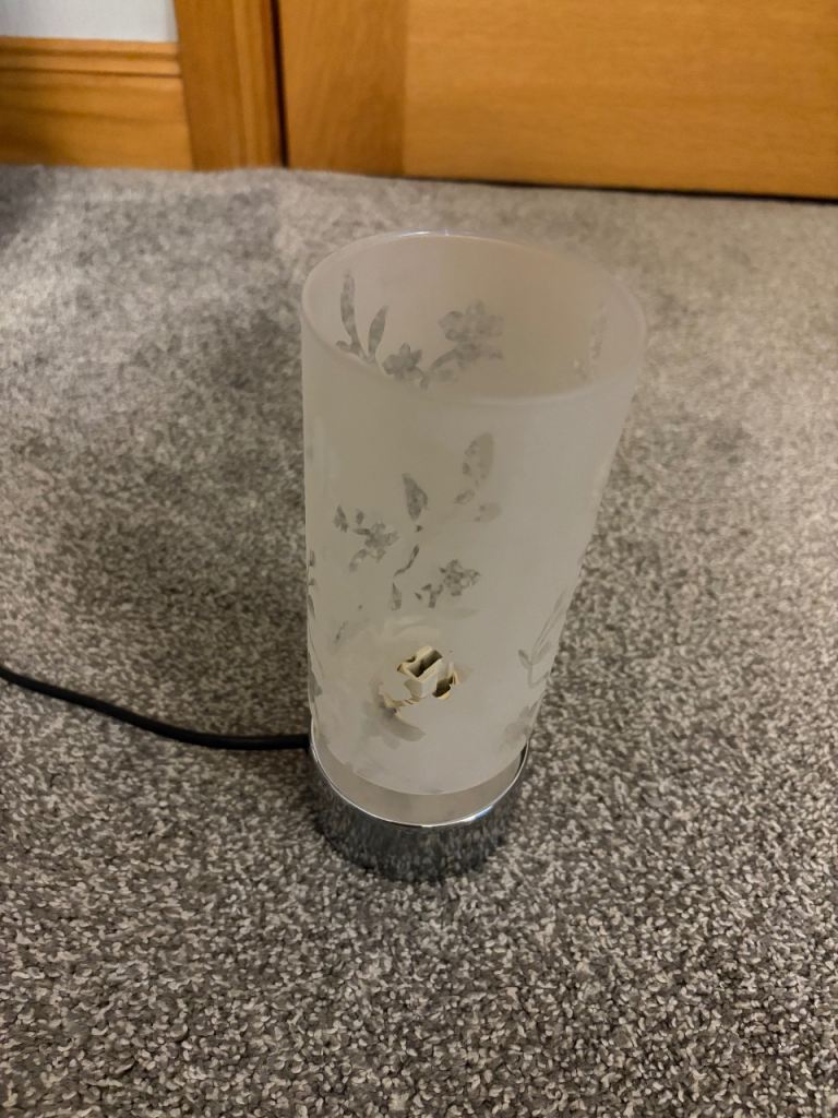 Decorative touch bedside lamp