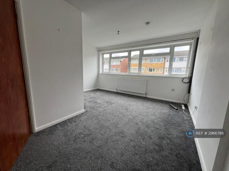 1 bedroom in Millfield, Sittingbourne, ME10 (#2966786)