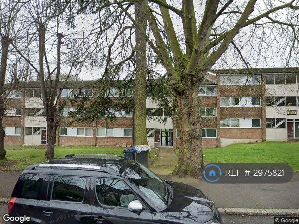 1 bedroom flat in Carlton Court, London, SE19 (1 bed) (#2975821)