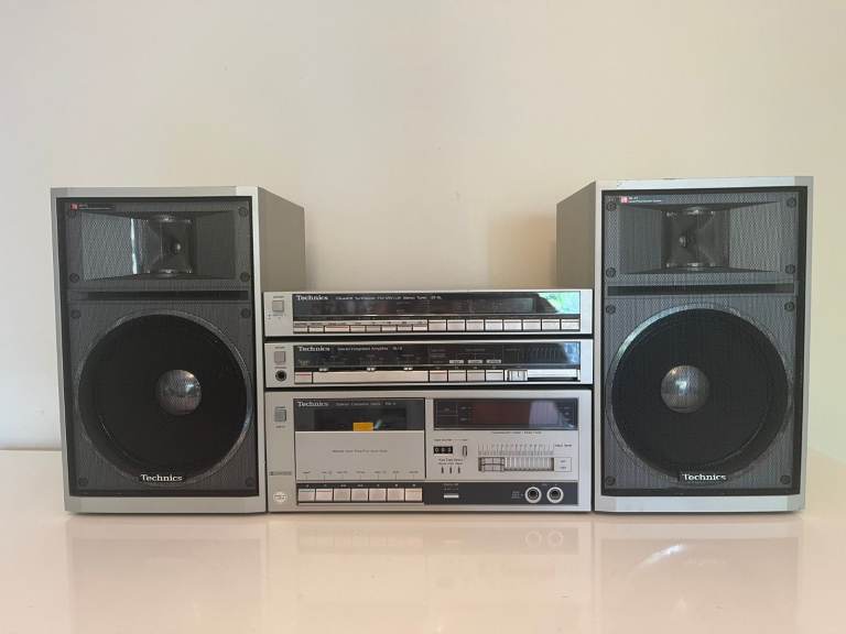 Vintage Technics Stereo - ST-5L Tuner, SU-5 Amplifier, RS-5 Cassette Deck & SB-F5 Speakers