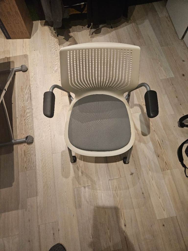 Knoll Design Office Chair on wheels