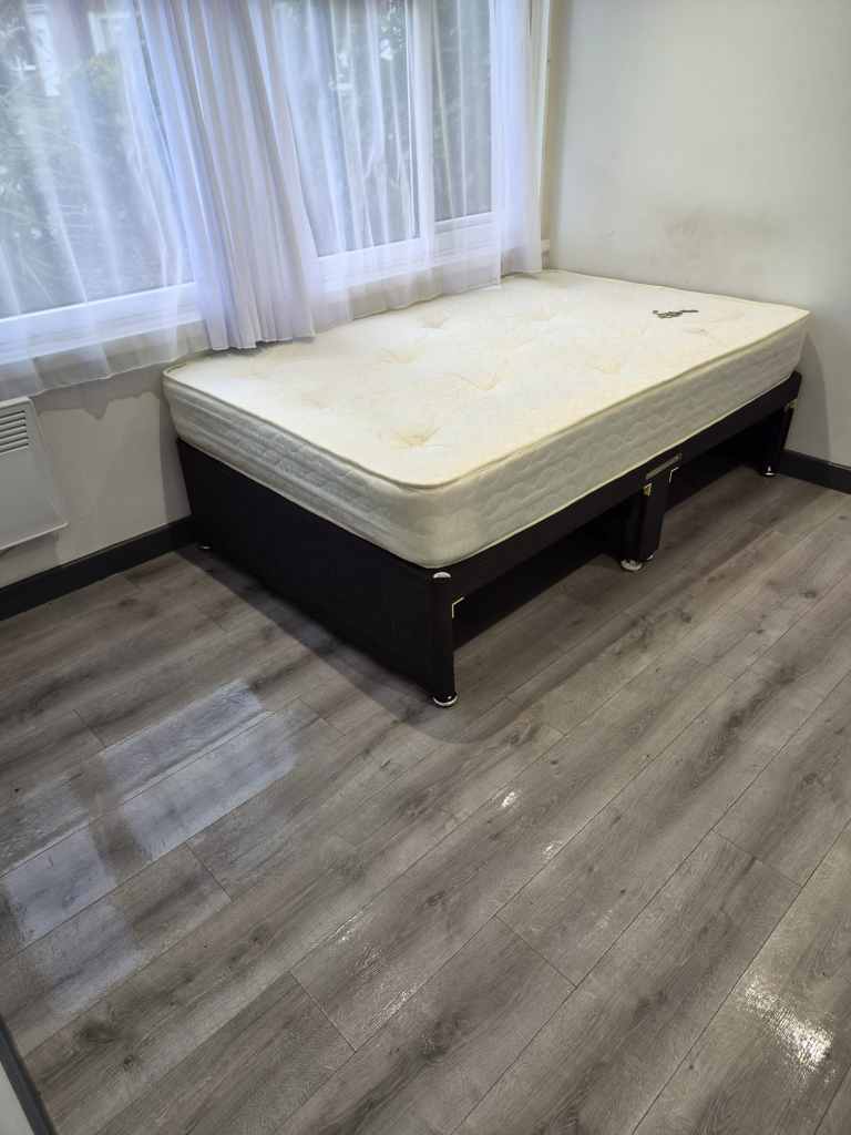 Studio Room Available – Sheriff Way WD25 DSS APPLICANT ACCEPTED