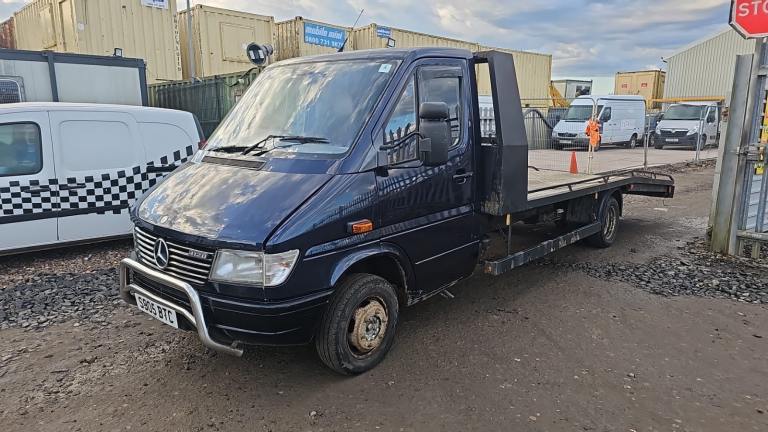 Mercedes sprinter 412d 2.9td spare parts 