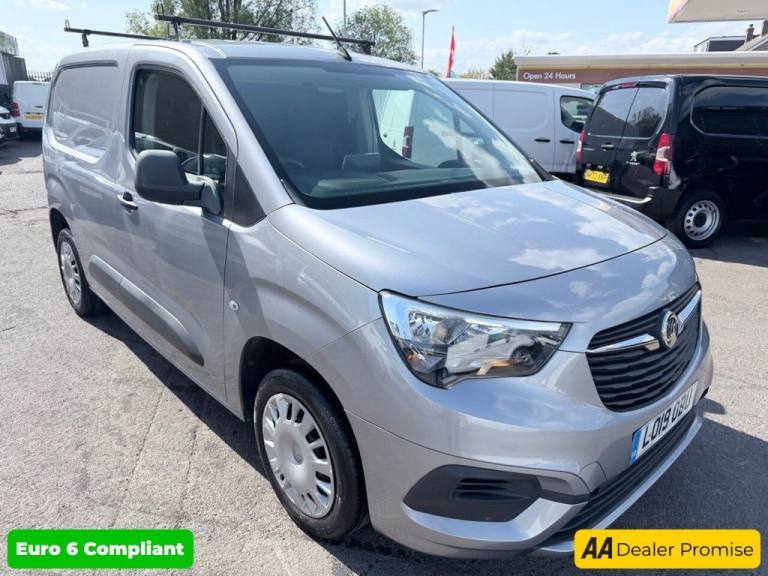 2019 Vauxhall Combo Grey 1.6 Turbo D 2000 Sportive panel van, 72,000 miles, ULEZ compliant, 5-S P...
