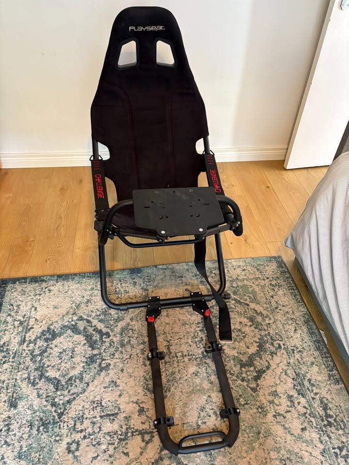 Moza wheel and base / Fanatec pedals