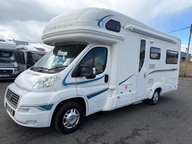 Autotrail Apache 634 4 berth 2011 ***GREAT LAYOUT***