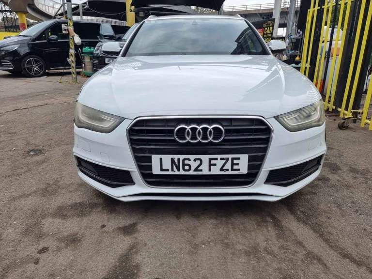 Audi, A4, Estate, 2012, FSi 2,0 Petrol Estate Automatic ULEZ