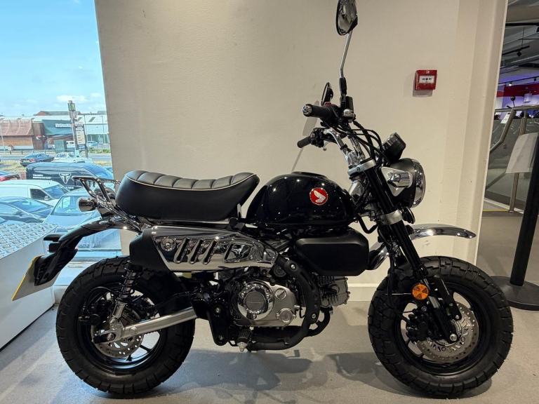 2025 HONDA MONKEY 125, '25 Plate with only 128 miles