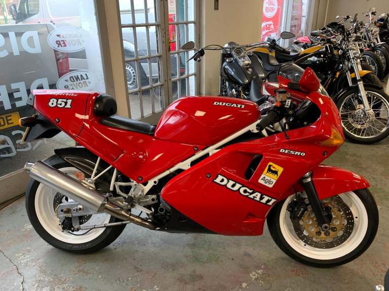 1990 Ducati 851 DESMO STRADA (CLASSIC MOTORCYCLE) BEST AVL & HAS TO BE SEEN !!