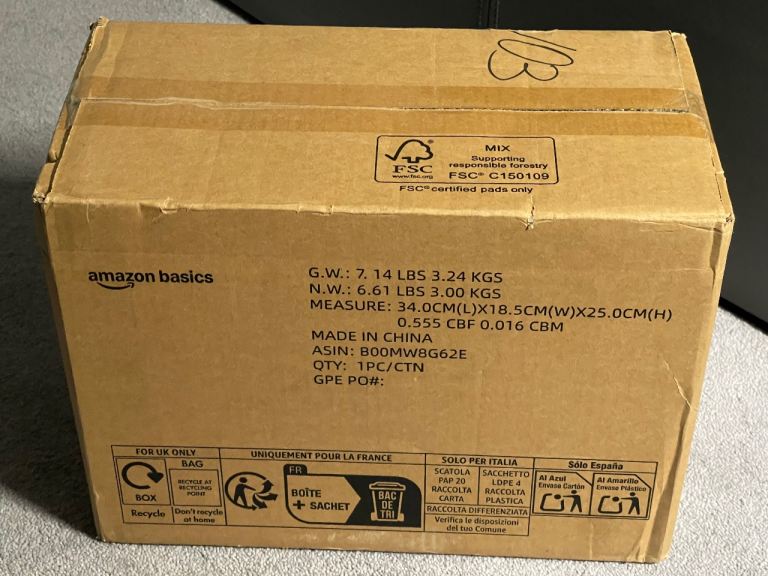 Amazon Basic dog and puppy training pads 100 sheets