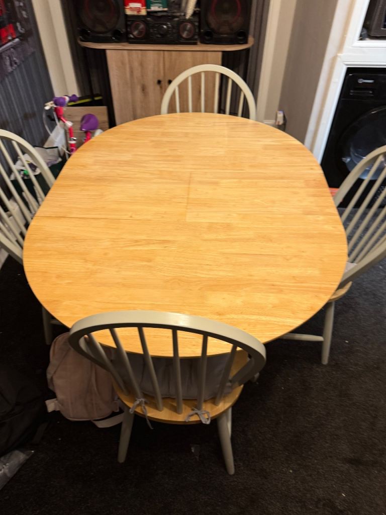 image for FOR SALE, DINNER TABLE AND 4 CHAIRS 