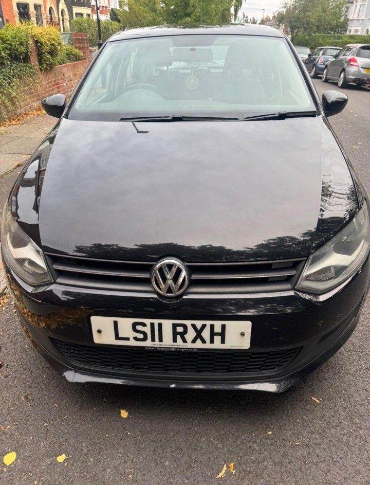 Volkswagen, POLO, Hatchback, 2011, Semi-Auto, 1390 (cc), 5 doors