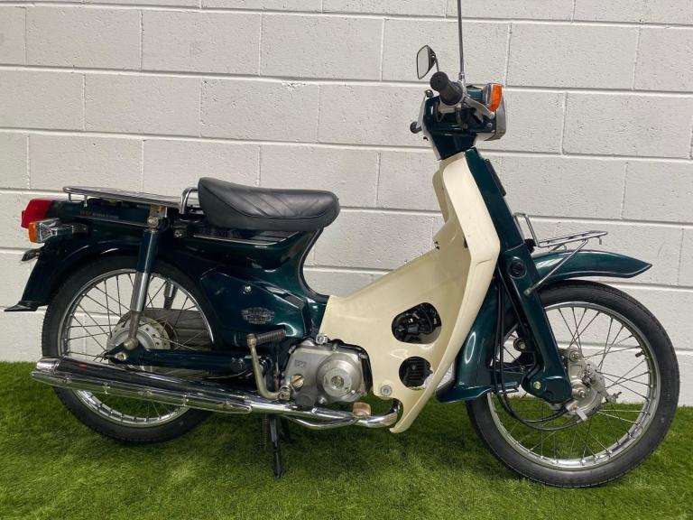 2000 JDM Honda C50 Custom with electric start