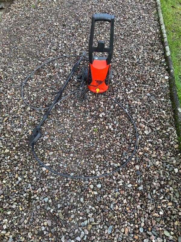 Pressure washer 