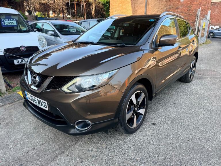 2017 Nissan Qashqai 1.5 dCi N-Connecta 5dr HATCHBACK Diesel Manual