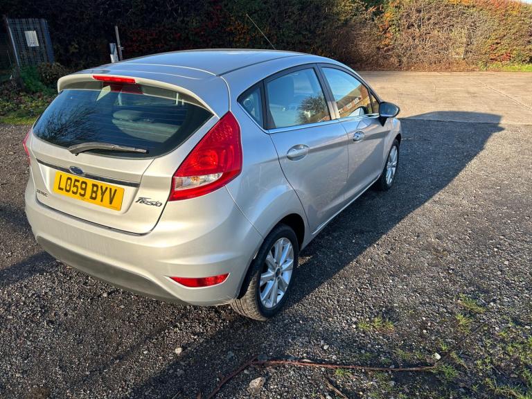 2009 Ford Fiesta 1.4 Zetec 5dr HATCHBACK Petrol Manual