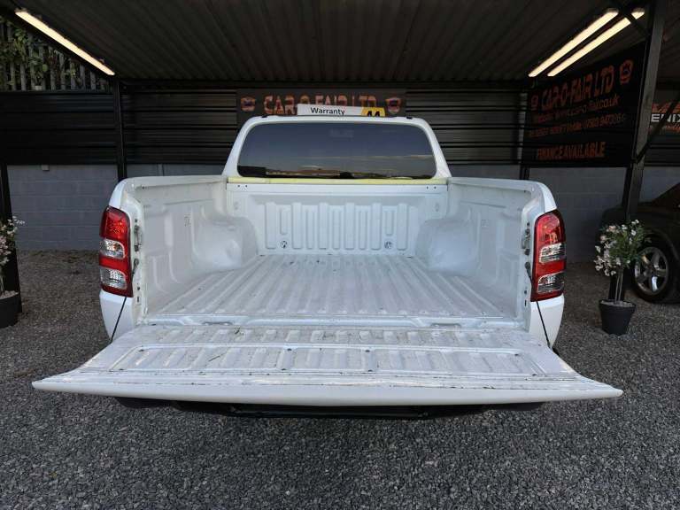 MITSUBISHI L200 2.4 DI-D DC Challenger White Auto Diesel 2020+NO VAT+1 OWNER!