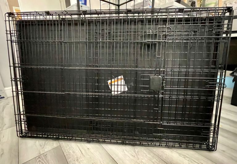 XXL DOG CRATE IDEAL FOR LARGE BREEDS