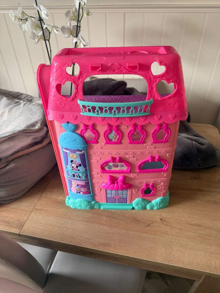 Free minnie mouse playhouse dolls house 