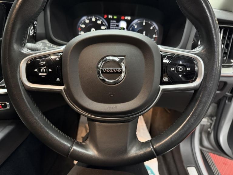 VOLVO V60 CROSS COUNTRY 2.0 Cross Country B4 AWD (197hp) Auto 2021