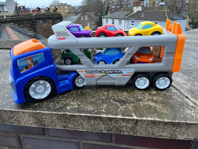 Toy truck & 6 cars 