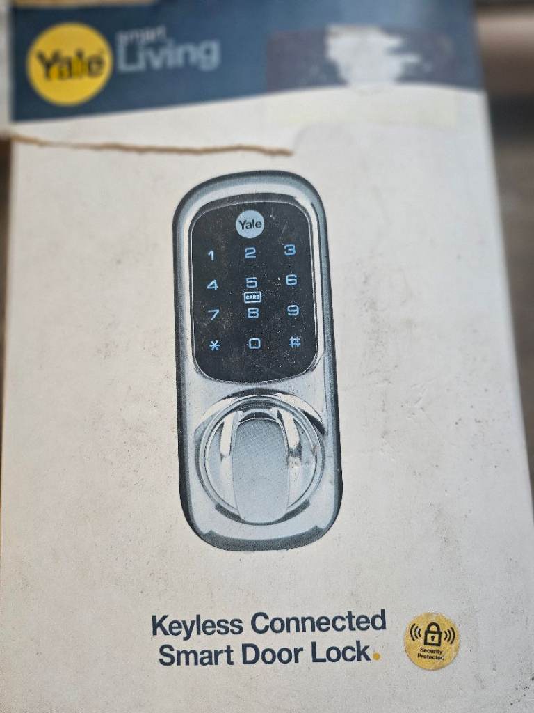 Yale Smart Living Keyless Connected Smart Door Lock - New