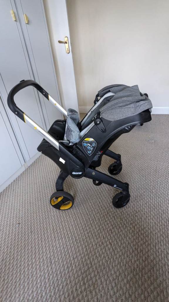 Doona 4-in-1 Car Seat & Stroller - Grey, Good Condition