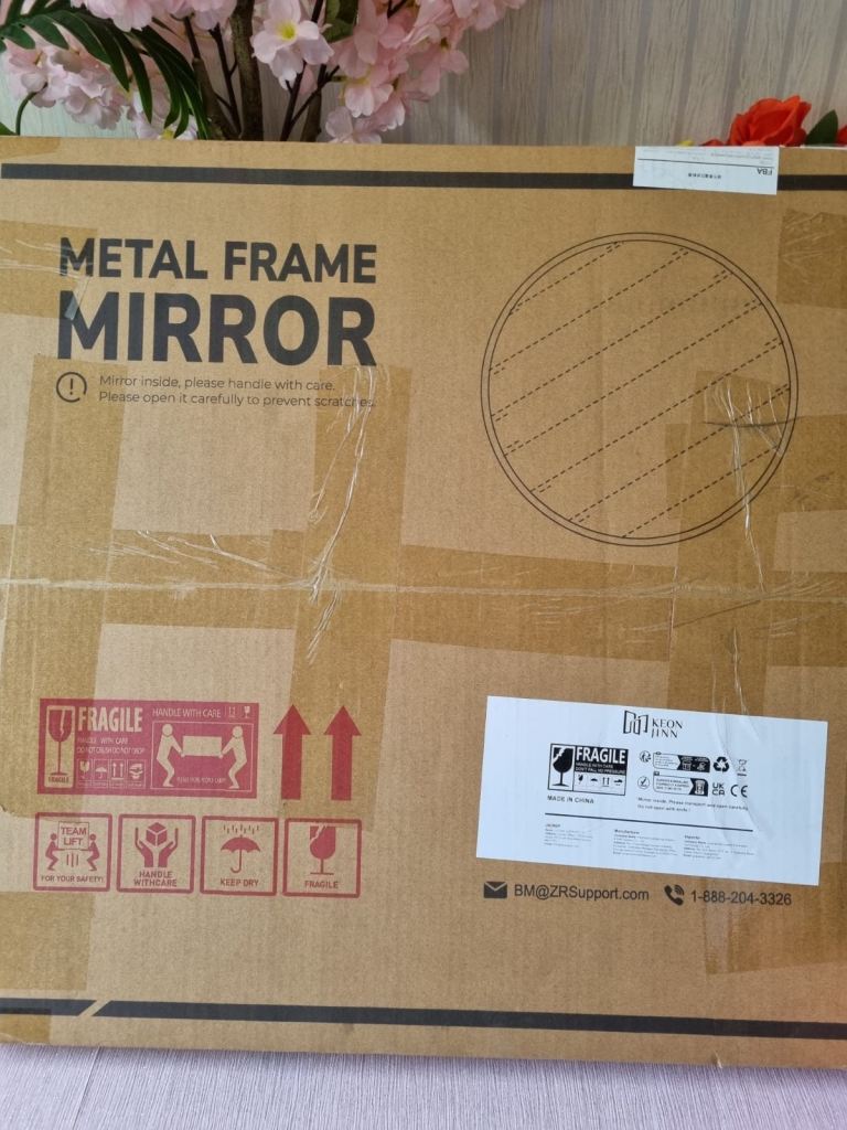 Round Metal Frame Mirror