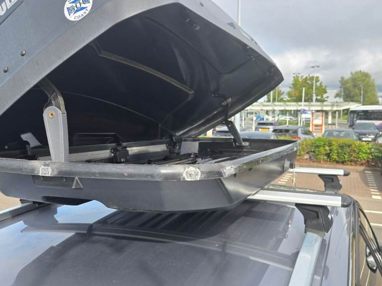 Thule car roof box