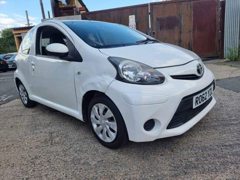 Toyota, AYGO, Hatchback, 2012, Manual, 1.0 VVT-i 5 DOOR** CAT N _+NO OFFERS