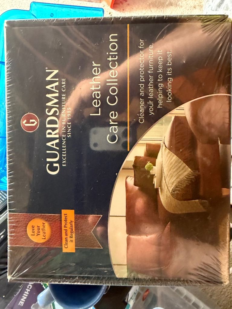 Guardsman leather cleaning kit