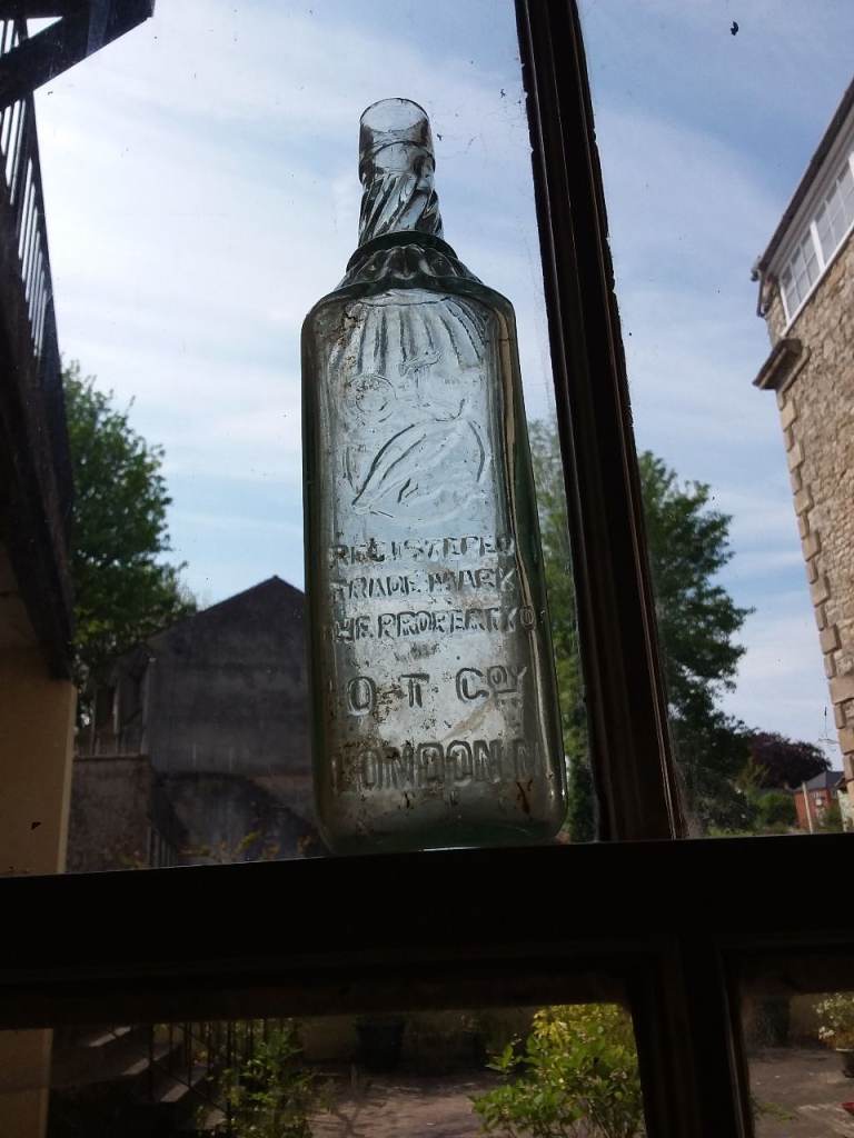 antique bottle OT ( Kia Ora), fruit cordial, Ca. 1910