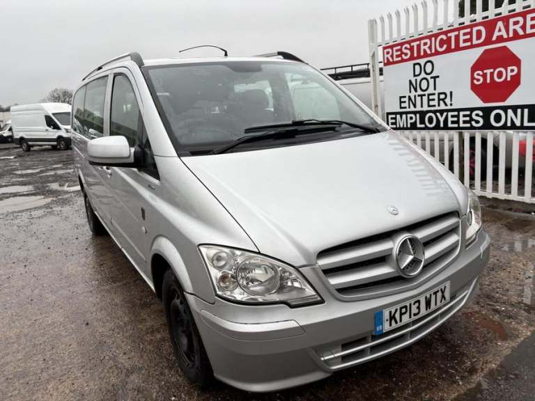2013 Mercedes-Benz Vito Vito 113 CDi Traveliner Minibus DIESEL Manual