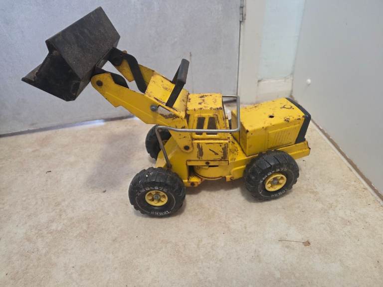 Tonka digger xmb 975