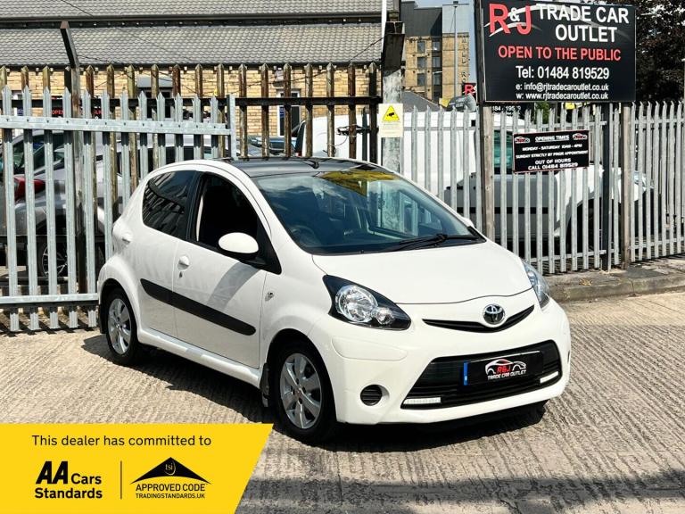 2014 Toyota AYGO VVT-I MOVE WITH STYLE Hatchback Petrol Manual