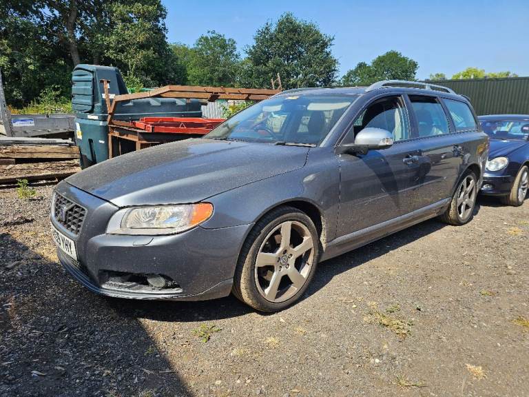 2009 VOLVO V70 2.0