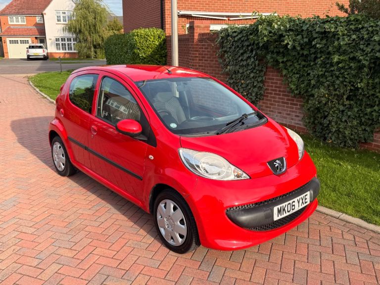 Peugeot, 107, Hatchback, 2006, Manual, 998 (cc), 5 doors